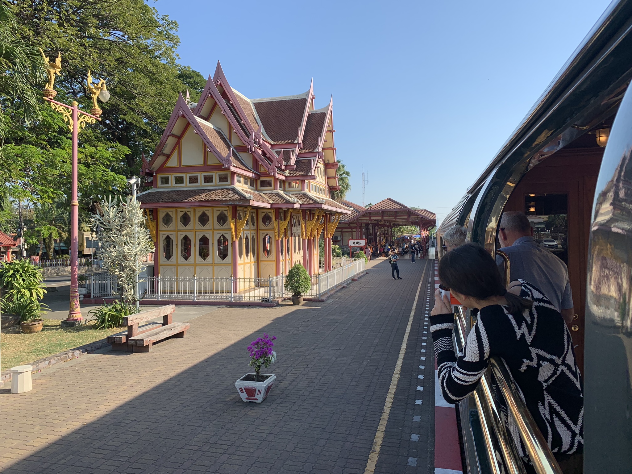 Pax photograph Hua Hin station from Obs Car 1