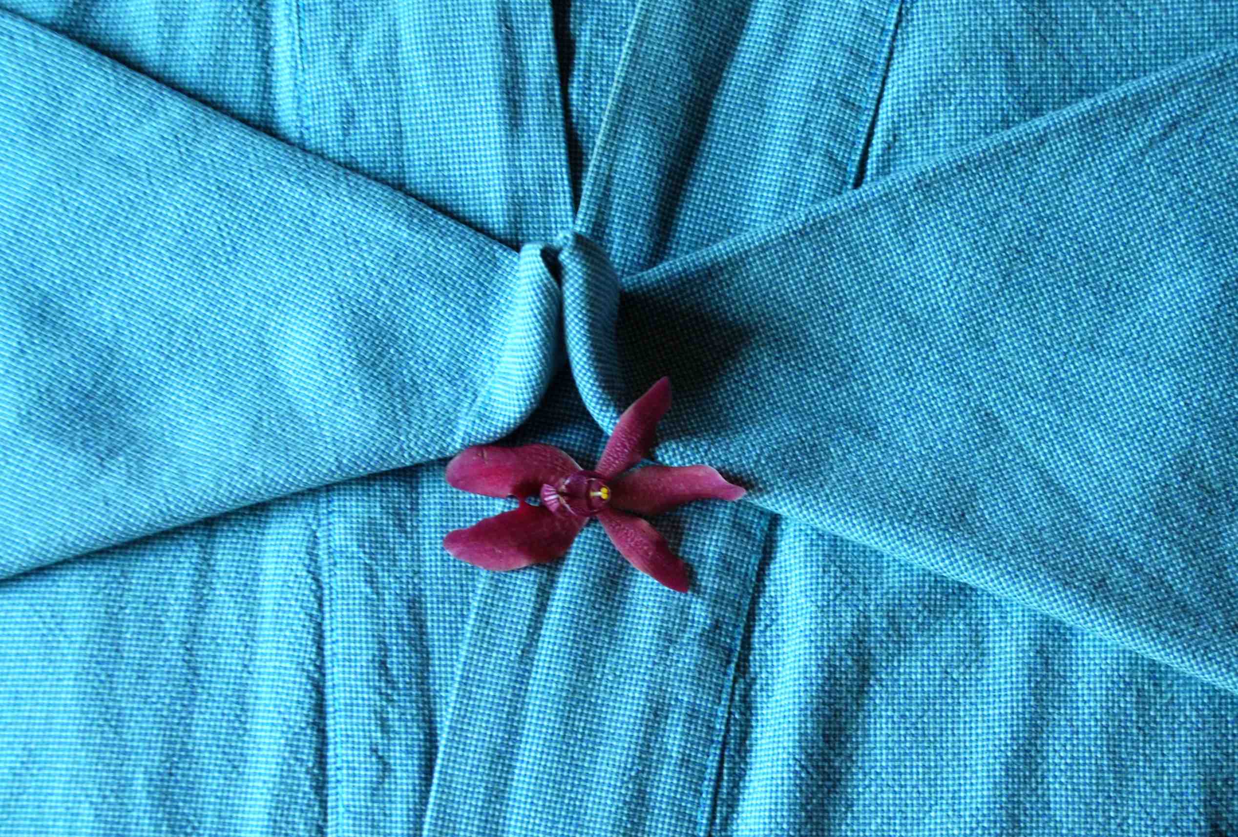 RobeFoldedOrchidSmall