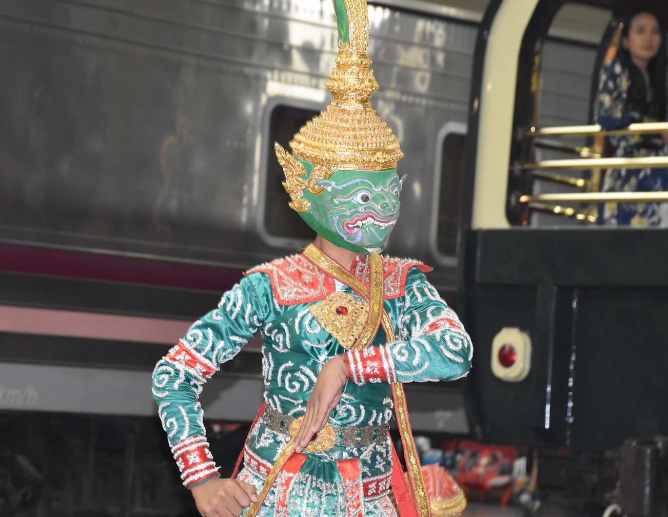 Eastern & Oriental Express welcome dancer Demon
