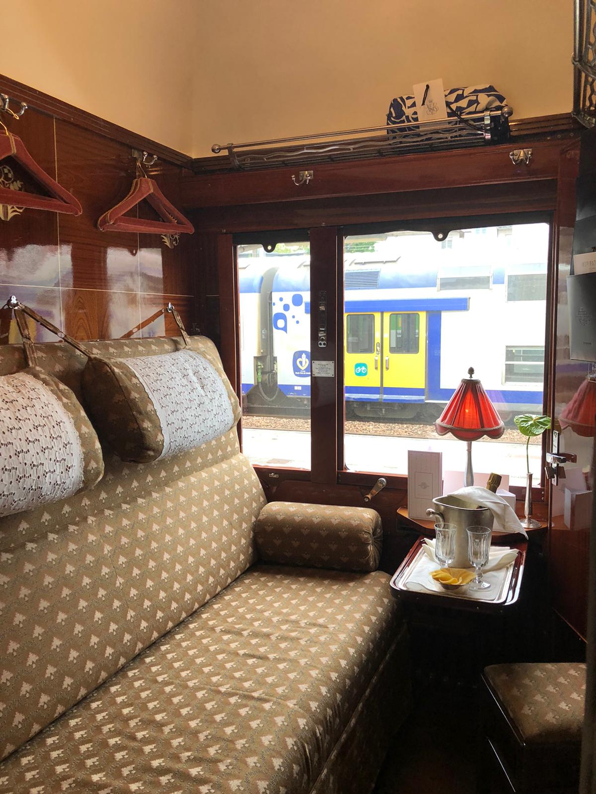 first class orient express cabin