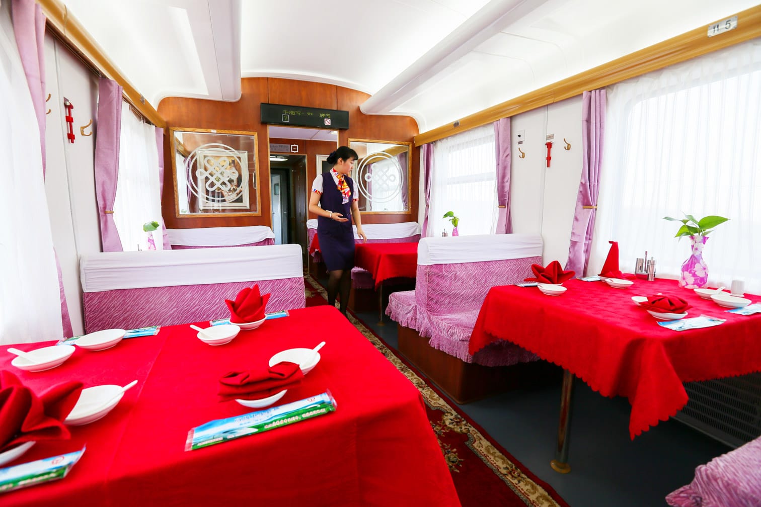 Interior of the restaurant on the Shangri-La Express train