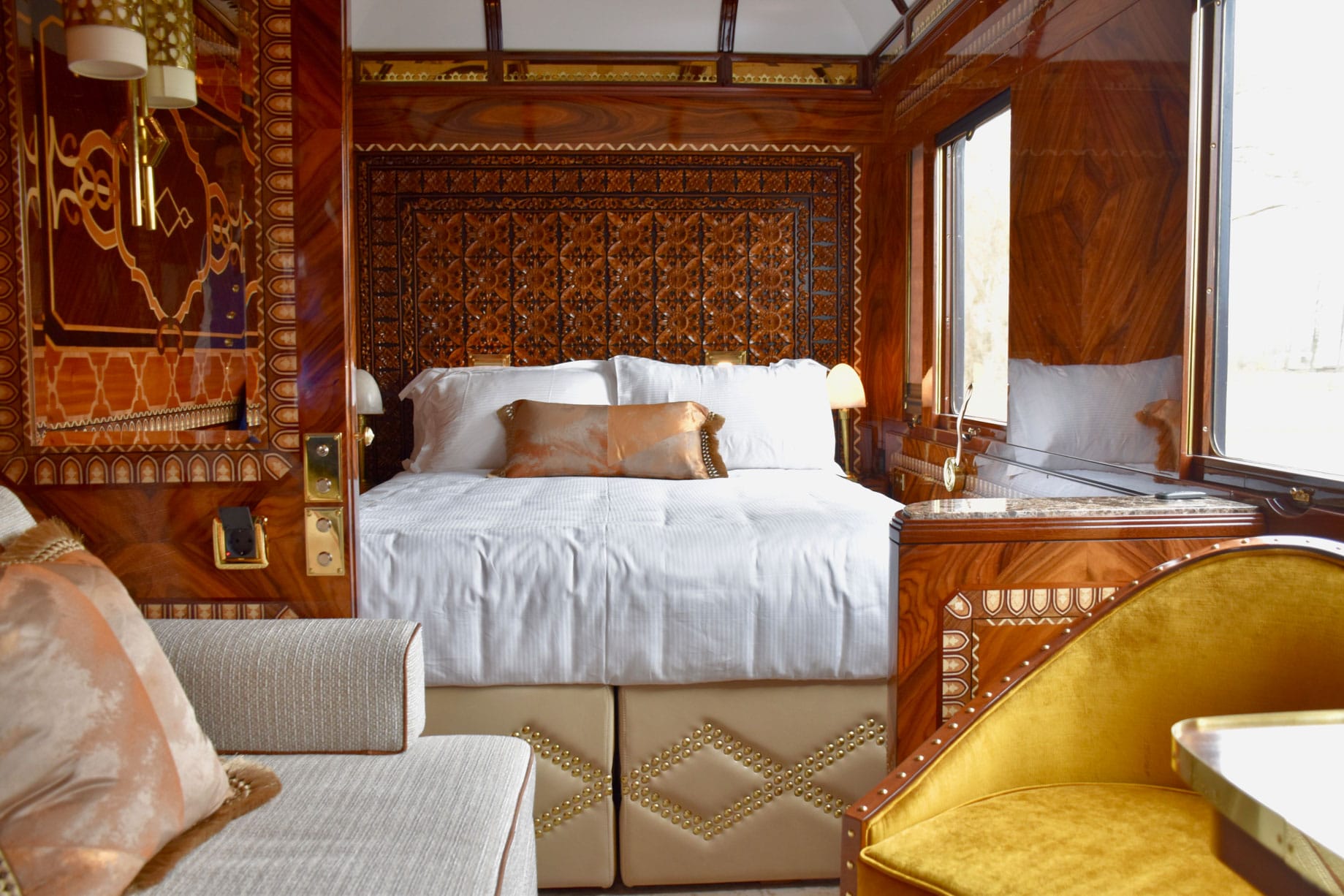 THE VENICE SIMPLON ORIENT EXPRESS – Luxury Sleeper Trains